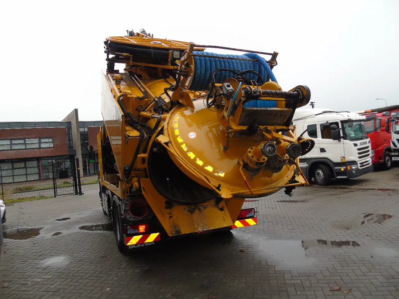 Scania P 360 + COMBI VACUUM WIEDEMANN + 6X4 - Vacuümwagen: afbeelding 4 Scania P 360 + COMBI VACUUM WIEDEMANN + 6X4 - Vacuümwagen: afbeelding 4