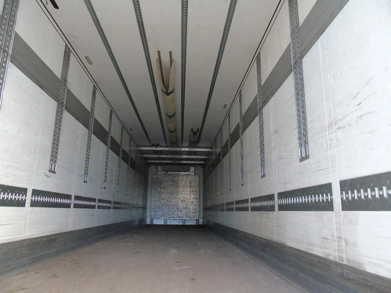 Schmitz Cargobull SKO 24 + CARRIER + 3 AXLE + 2.70 height - Koelwagen oplegger: afbeelding 4 Schmitz Cargobull SKO 24 + CARRIER + 3 AXLE + 2.70 height - Koelwagen oplegger: afbeelding 4