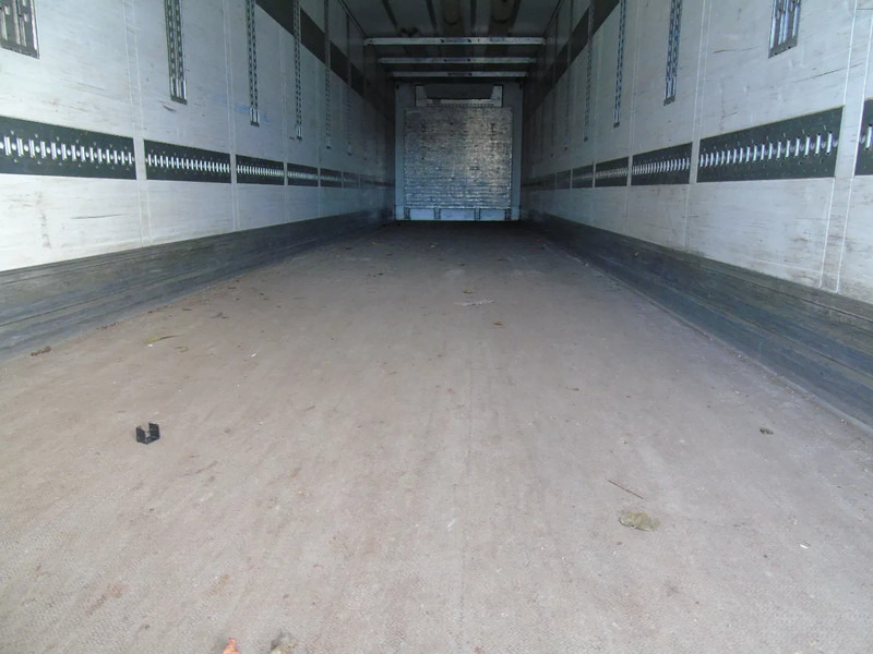 Schmitz Cargobull SKO 24 + CARRIER + 3 AXLE + 2.70 height - Koelwagen oplegger: afbeelding 5 Schmitz Cargobull SKO 24 + CARRIER + 3 AXLE + 2.70 height - Koelwagen oplegger: afbeelding 5