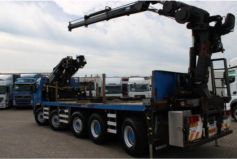 Terberg FM 2850 hiab 200c + 10x4 + fully functional + euro 5 - Kraanwagen: afbeelding 5 Terberg FM 2850 hiab 200c + 10x4 + fully functional + euro 5 - Kraanwagen: afbeelding 5