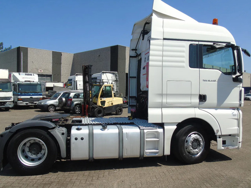 MAN TGX 18.440 + EURO 5 + SPOILER - Trekker: afbeelding 4 MAN TGX 18.440 + EURO 5 + SPOILER - Trekker: afbeelding 4