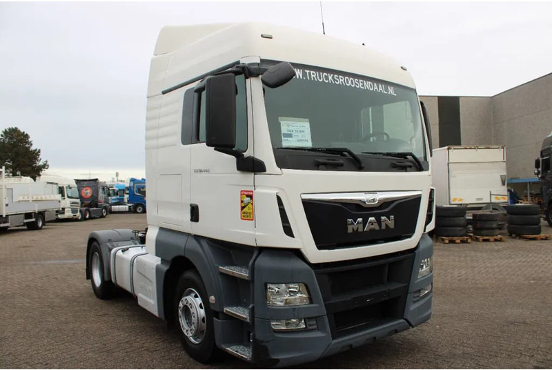 MAN TGX 18.440 + EURO 6 + manual + VERY NICE - Trekker: afbeelding 3 MAN TGX 18.440 + EURO 6 + manual + VERY NICE - Trekker: afbeelding 3