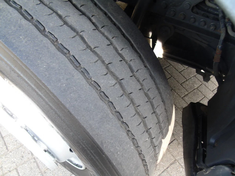 Trekker Mercedes-Benz Actros 1842 + euro 5 + spoiler: afbeelding 17