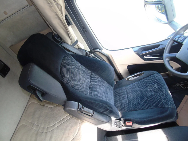 Trekker Mercedes-Benz Actros 1842 + euro 5 + spoiler: afbeelding 9