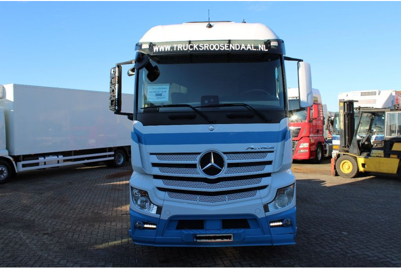 Mercedes-Benz Actros 1936 + EURO 6 - Trekker: afbeelding 2 Mercedes-Benz Actros 1936 + EURO 6 - Trekker: afbeelding 2