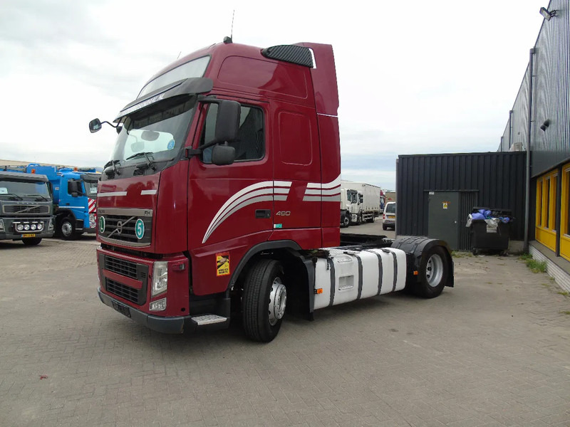 Volvo FH 460 + XL CAB + EURO 5 + manual + 6x IN STOCK - Trekker: afbeelding 2 Volvo FH 460 + XL CAB + EURO 5 + manual + 6x IN STOCK - Trekker: afbeelding 2