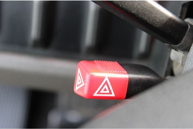 Alle terrein kraan Volvo FL10 8X4 + GROMACH 34 mtr. + EURO 2: afbeelding 18