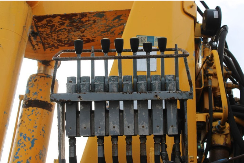 Alle terrein kraan Volvo FL10 8X4 + GROMACH 34 mtr. + EURO 2: afbeelding 9