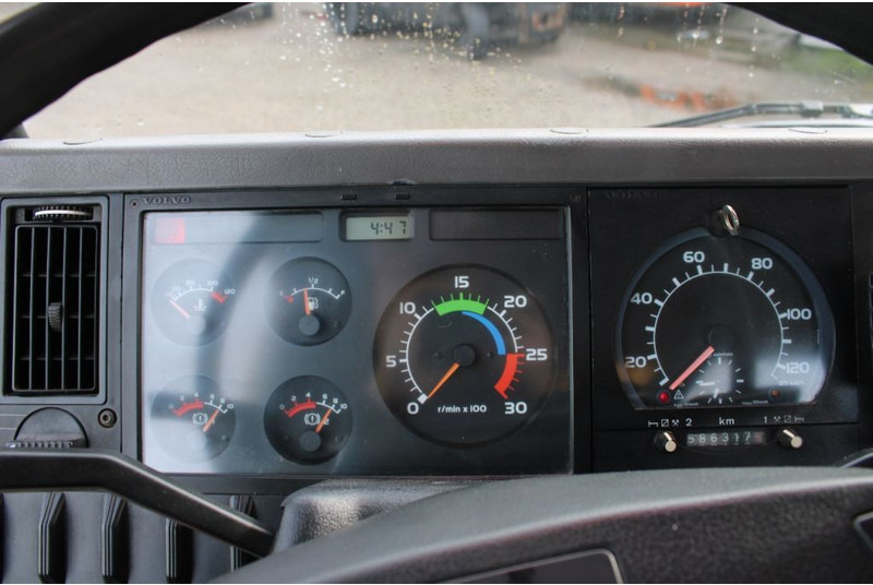 Alle terrein kraan Volvo FL10 8X4 + GROMACH 34 mtr. + EURO 2: afbeelding 15