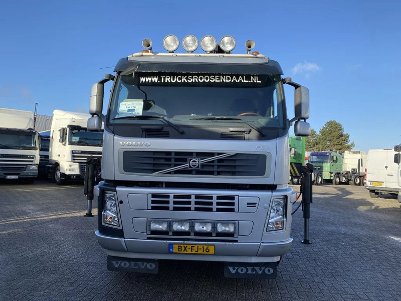 Volvo FM 370 + Euro 5 + Palfinger Z-Q170 Crane + 30ton NCH lift + Container system + hoogsta - Kraanwagen: afbeelding 2 Volvo FM 370 + Euro 5 + Palfinger Z-Q170 Crane + 30ton NCH lift + Container system + hoogsta - Kraanwagen: afbeelding 2