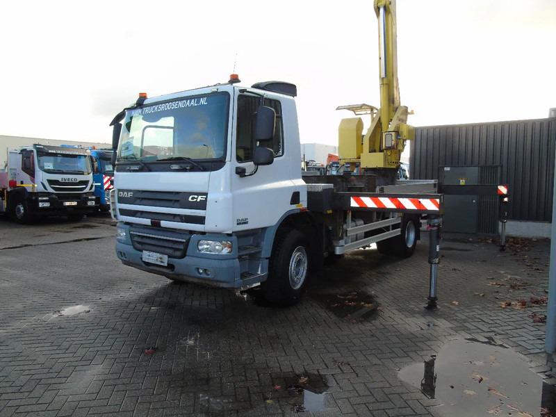 DAF CF 65.280 + 33 METER + big platform persons /400kg - Vrachtwagen: afbeelding 5 DAF CF 65.280 + 33 METER + big platform persons /400kg - Vrachtwagen: afbeelding 5