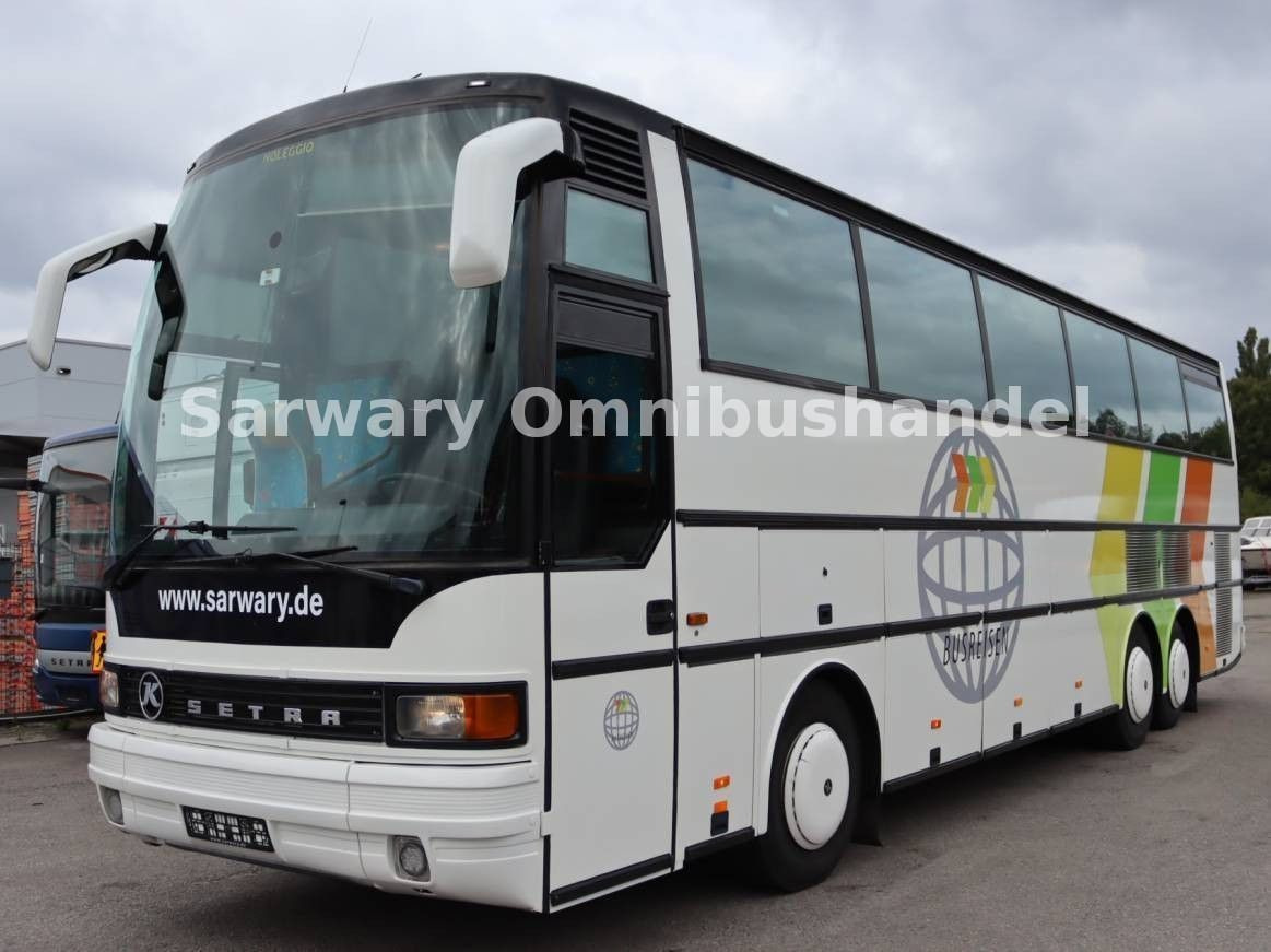 Setra 215 HDH*41 Sitze*VIP*8 Gang*Klima*WC*TV*Clubecke - Touringcar: afbeelding 2 Setra 215 HDH*41 Sitze*VIP*8 Gang*Klima*WC*TV*Clubecke - Touringcar: afbeelding 2