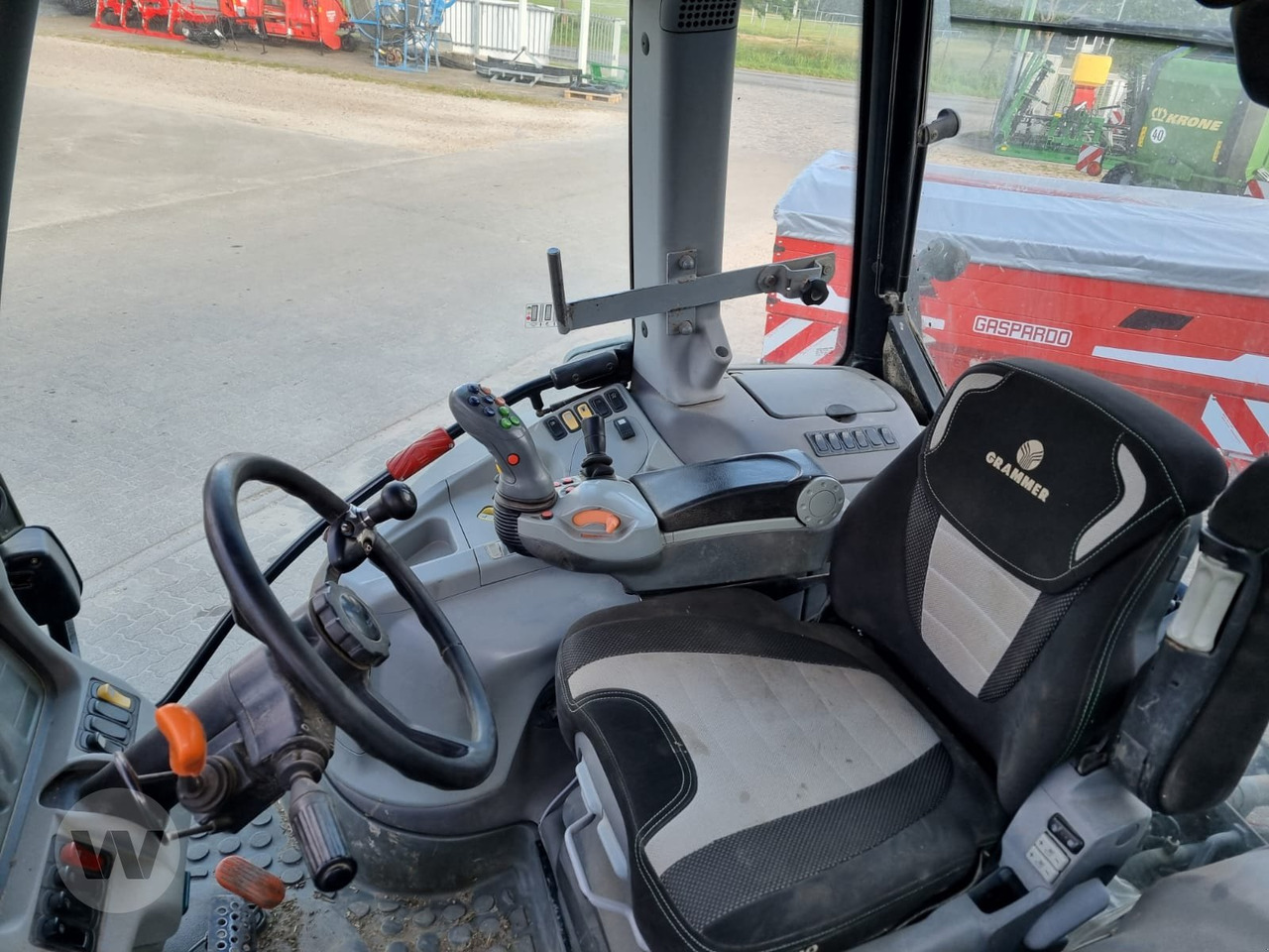 Deutz Agrotron TTV 620 - Tractor: afbeelding 4 Deutz Agrotron TTV 620 - Tractor: afbeelding 4
