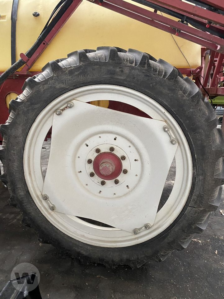 Hardi Navigator 3000 Echo - Getrokken veldspuit: afbeelding 4 Hardi Navigator 3000 Echo - Getrokken veldspuit: afbeelding 4