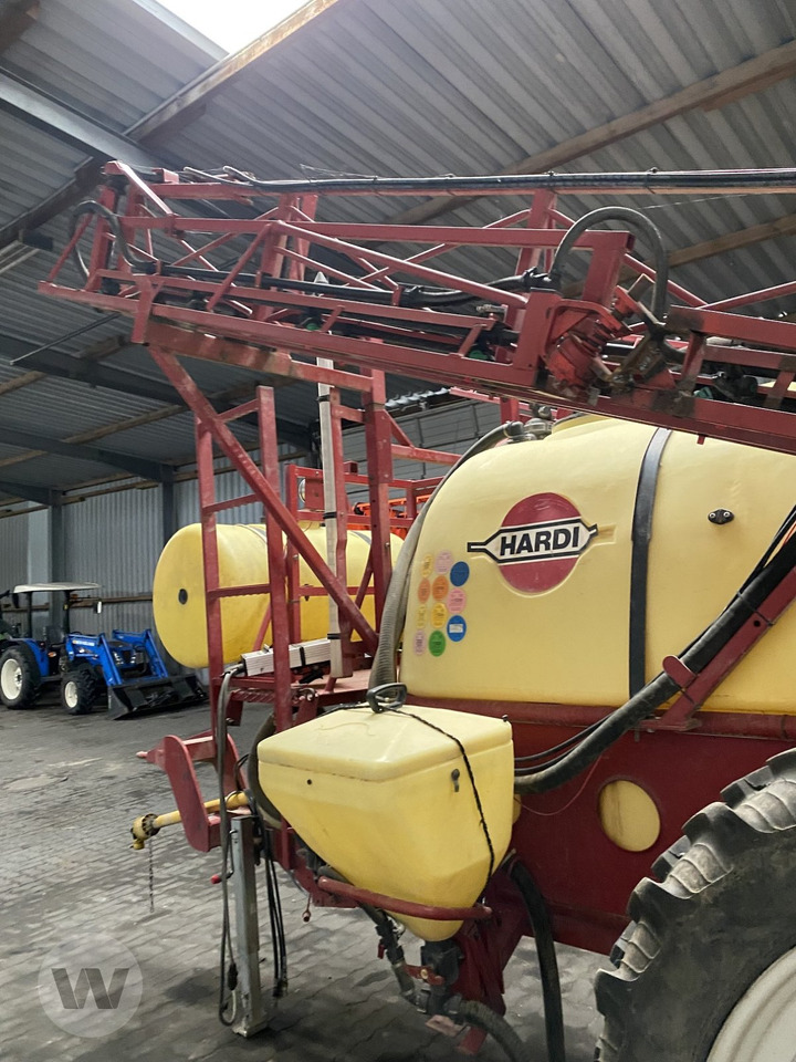 Hardi Navigator 3000 Echo - Getrokken veldspuit: afbeelding 5 Hardi Navigator 3000 Echo - Getrokken veldspuit: afbeelding 5
