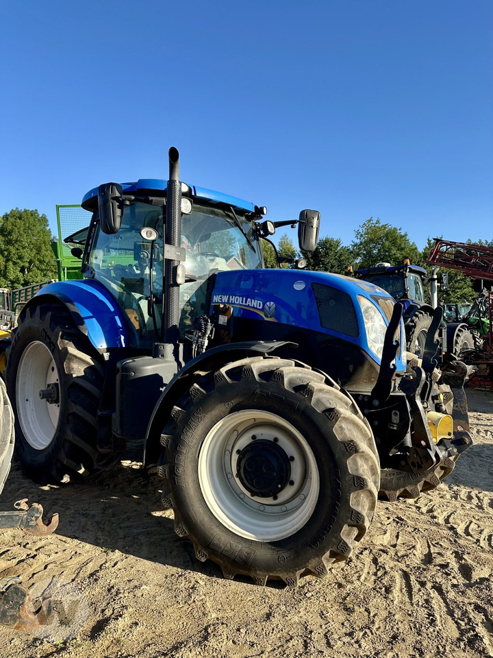 New Holland T 7.210 - Tractor: afbeelding 4 New Holland T 7.210 - Tractor: afbeelding 4