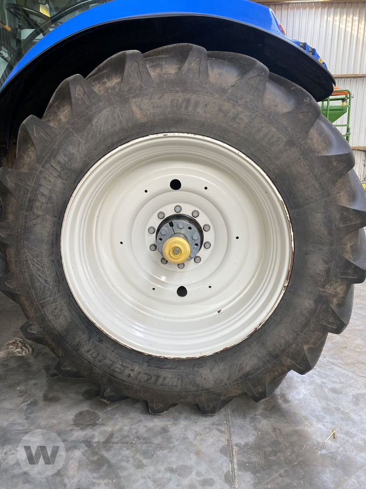 New Holland T 7.245 AC StageV - Tractor: afbeelding 3 New Holland T 7.245 AC StageV - Tractor: afbeelding 3