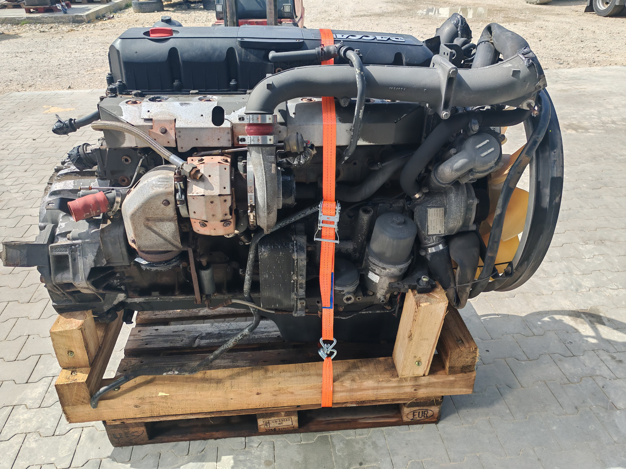 DAF XF CF ENGINE MX 340U1 / EURO5 / COMPLETE ENGINE / WORLDWIDE DELIVERY - Motor: afbeelding 4 DAF XF CF ENGINE MX 340U1 / EURO5 / COMPLETE ENGINE / WORLDWIDE DELIVERY - Motor: afbeelding 4