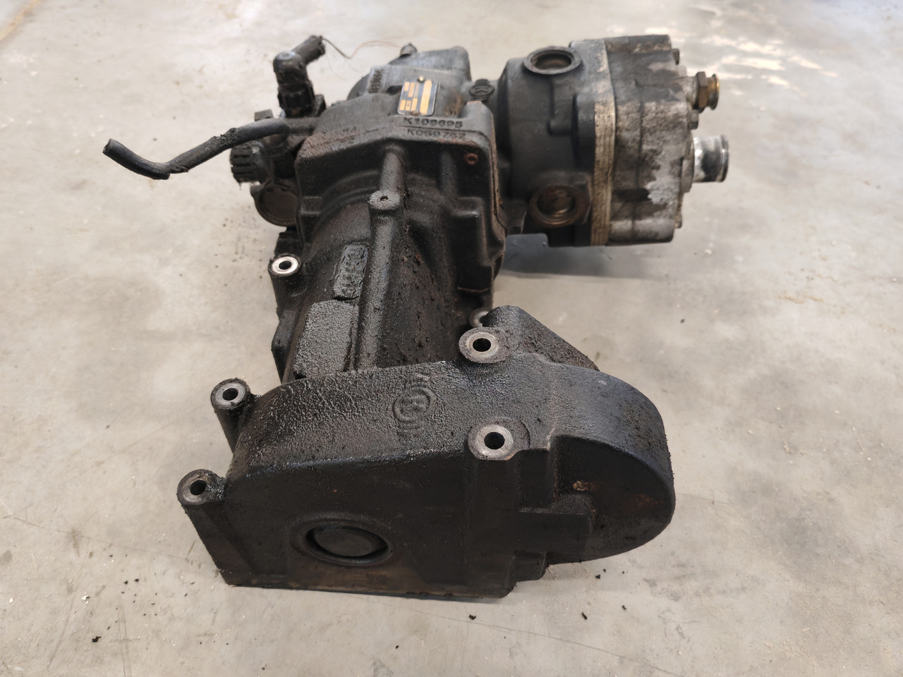 MAN TGS TGX EURO6 / D2676LF / KNORR AIR COMPRESSOR / 51540007174 - Compressor: afbeelding 4 MAN TGS TGX EURO6 / D2676LF / KNORR AIR COMPRESSOR / 51540007174 - Compressor: afbeelding 4