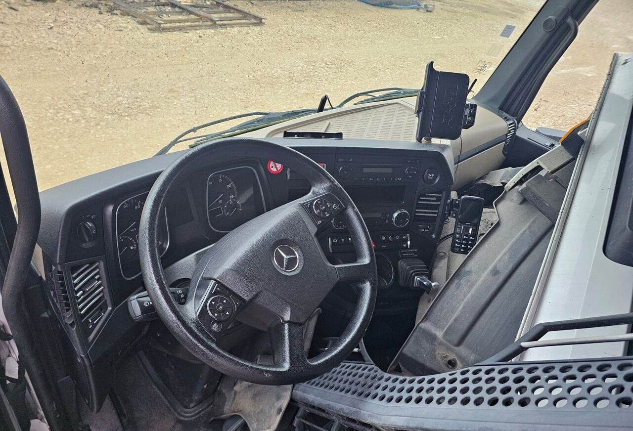 Mercedes-Benz ACTROS MP4 StreamSpace 1843 Mercedes-Benz ACTROS MP4 truck - Cabine voor Vrachtwagen: afbeelding 5 Mercedes-Benz ACTROS MP4 StreamSpace 1843 Mercedes-Benz ACTROS MP4 truck - Cabine voor Vrachtwagen: afbeelding 5