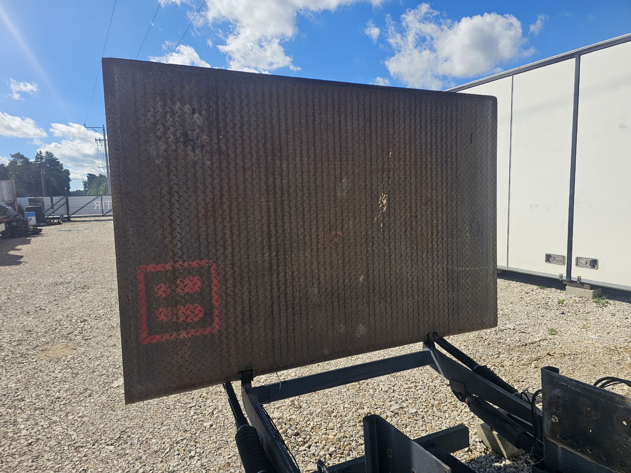 PALFINGER MBB C 2000 L / 2020 / 2000KG - Laadklep: afbeelding 5 PALFINGER MBB C 2000 L / 2020 / 2000KG - Laadklep: afbeelding 5