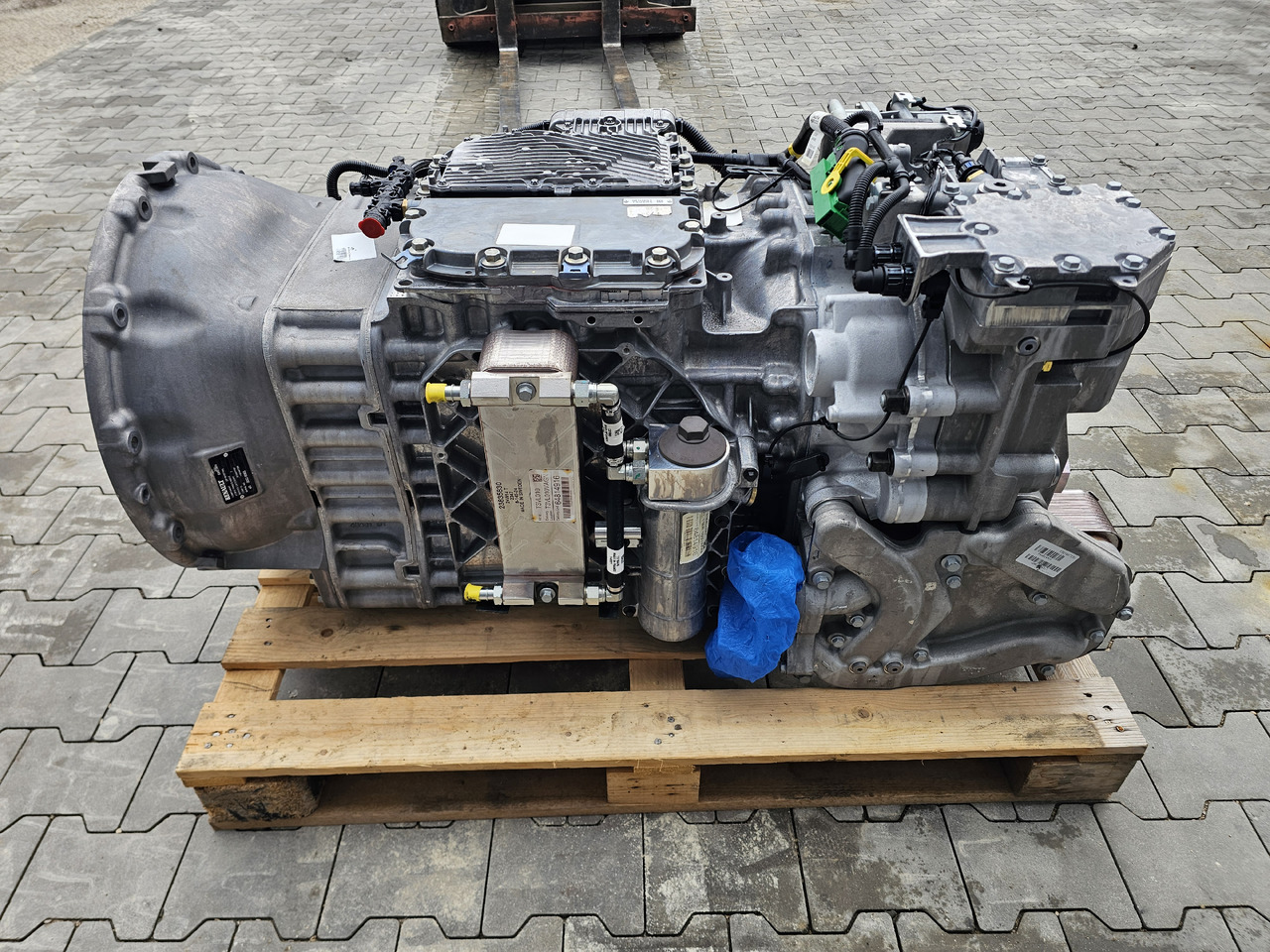 Versnellingsbak RENAULT VOLVO GEARBOX / AT2612 G TRAG-G / RETARDER / NEVER USED / WORLDWIDE DELIVERY: afbeelding 8