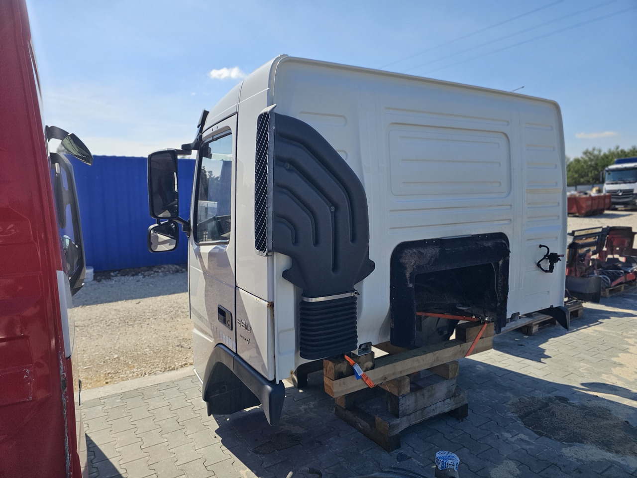 VOLVO FM DAILY CAB / COMPLETE - Cabine: afbeelding 5 VOLVO FM DAILY CAB / COMPLETE - Cabine: afbeelding 5