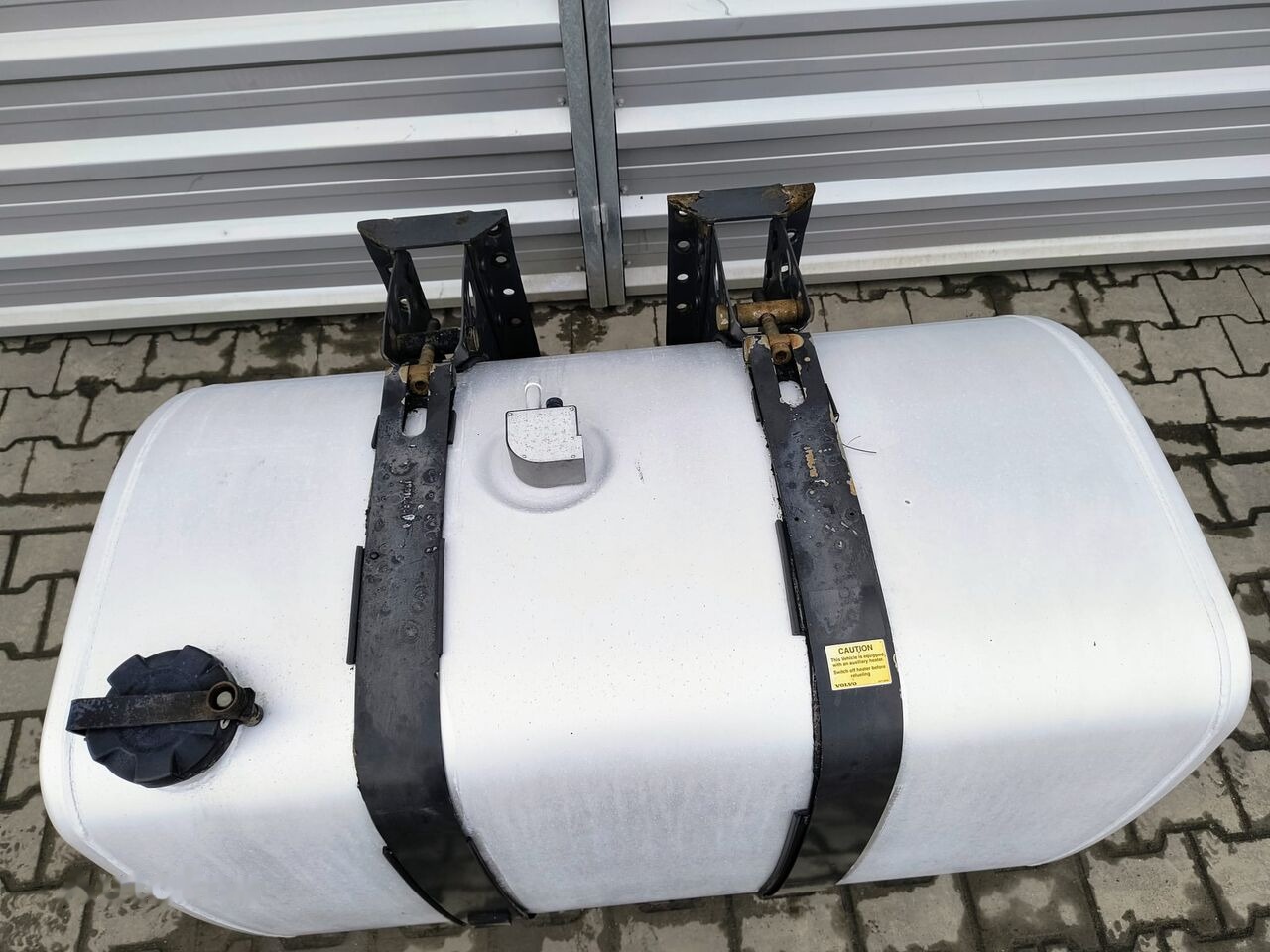 Volvo FH FM FH4 RENAULT PREMIUM MAGNUM RANGE T 21516447 110CM - Brandstoftank voor Vrachtwagen: afbeelding 4 Volvo FH FM FH4 RENAULT PREMIUM MAGNUM RANGE T 21516447 110CM - Brandstoftank voor Vrachtwagen: afbeelding 4