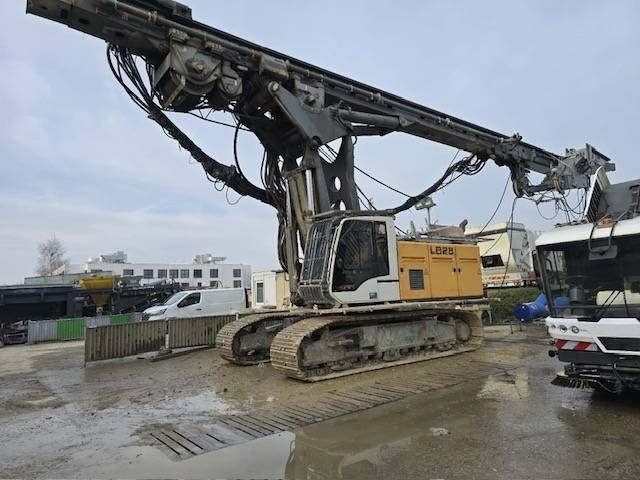 Liebherr LB 28 - Heimachine: afbeelding 4 Liebherr LB 28 - Heimachine: afbeelding 4