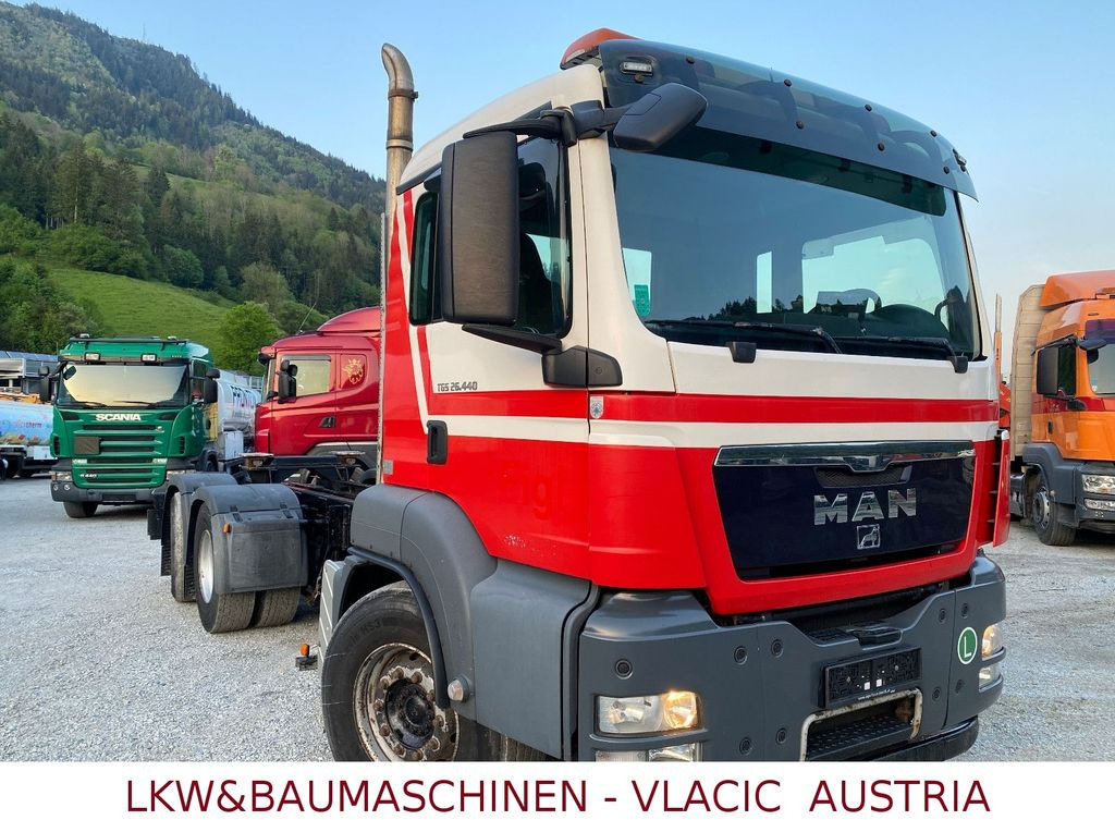MAN TGS 26.440 6x2 mit Lift und Lenkachse MAN TGS 26.440 6x2 mit Lift und Lenkachse - Chassis vrachtwagen: afbeelding 2 MAN TGS 26.440 6x2 mit Lift und Lenkachse MAN TGS 26.440 6x2 mit Lift und Lenkachse - Chassis vrachtwagen: afbeelding 2