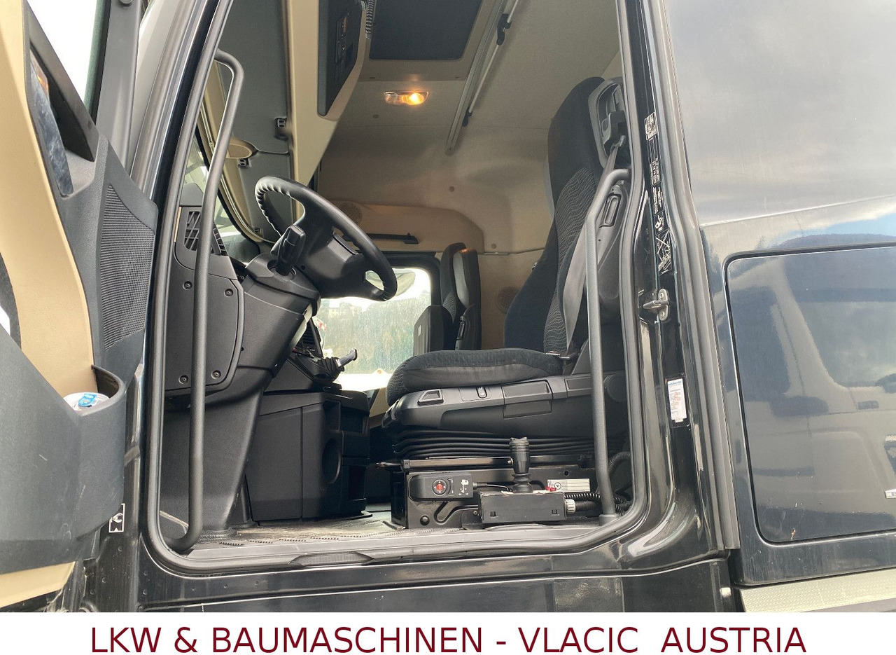 Mercedes-Benz 2563 - Haakarmsysteem vrachtwagen: afbeelding 2 Mercedes-Benz 2563 - Haakarmsysteem vrachtwagen: afbeelding 2