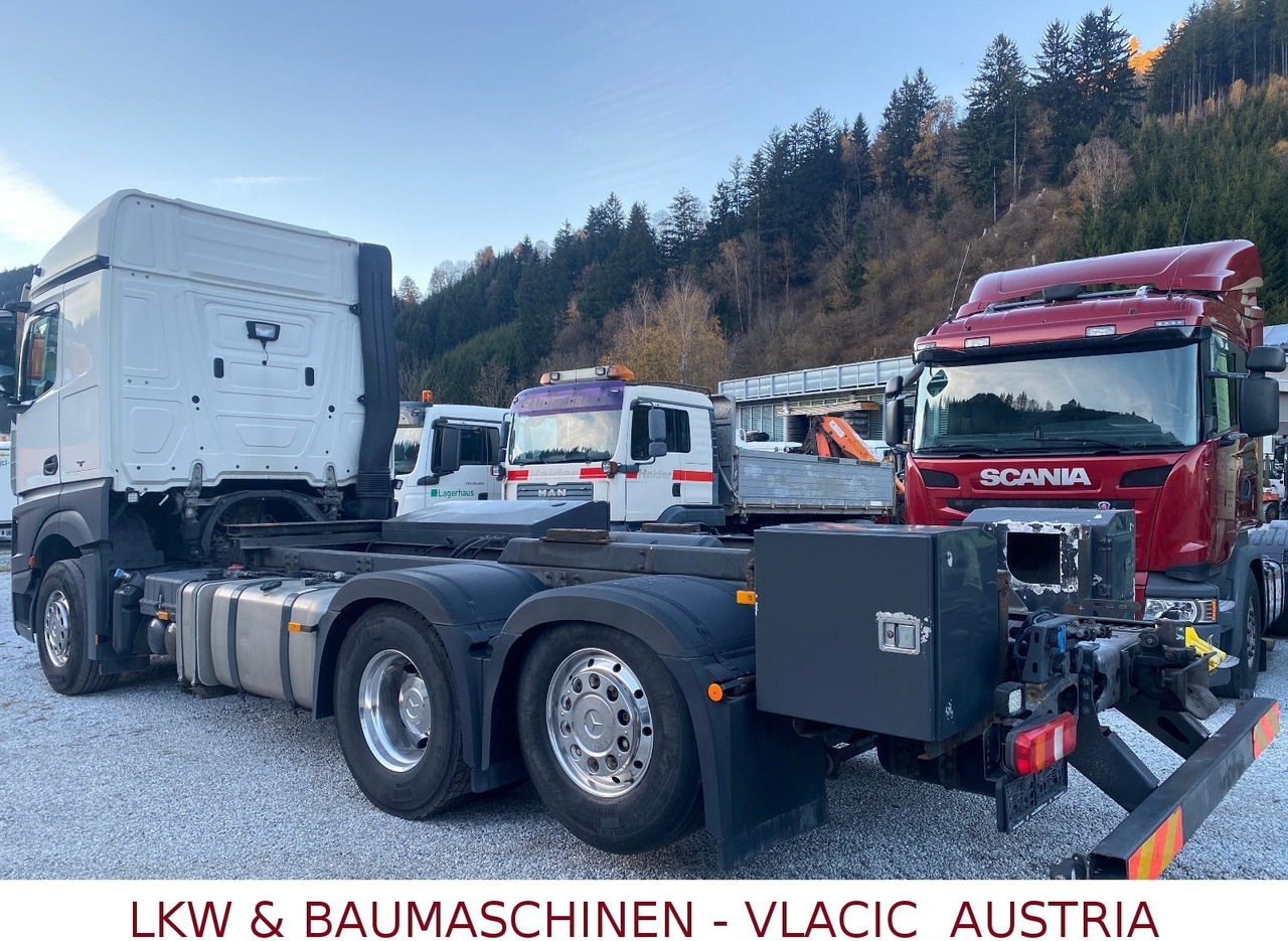 Mercedes-Benz Actros 963-0-C - Tankwagen: afbeelding 4 Mercedes-Benz Actros 963-0-C - Tankwagen: afbeelding 4