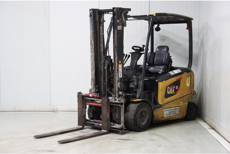 Caterpillar EP35N - Elektrische heftruck: afbeelding 4 Caterpillar EP35N - Elektrische heftruck: afbeelding 4