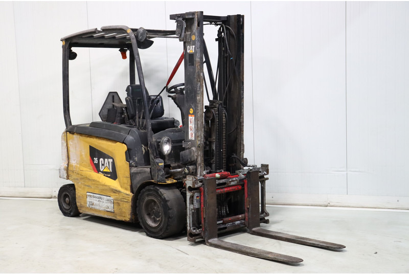 Caterpillar EP35N - Elektrische heftruck: afbeelding 1 Caterpillar EP35N - Elektrische heftruck: afbeelding 1
