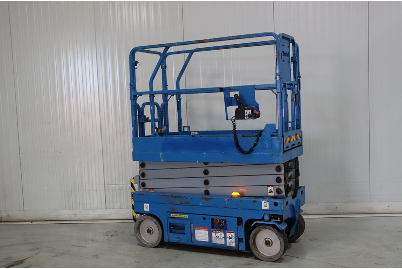 Mantall XE80N - Schaarlift: afbeelding 1 Mantall XE80N - Schaarlift: afbeelding 1