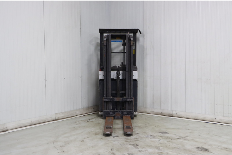 Nissan AJN160 - Reach truck: afbeelding 3 Nissan AJN160 - Reach truck: afbeelding 3