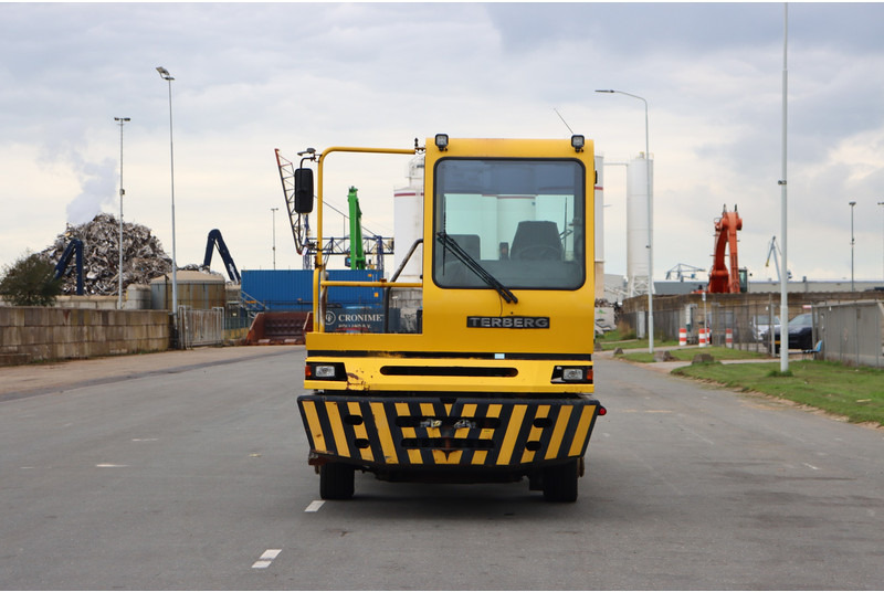 Terberg BC182 - Terminal trekker: afbeelding 3 Terberg BC182 - Terminal trekker: afbeelding 3