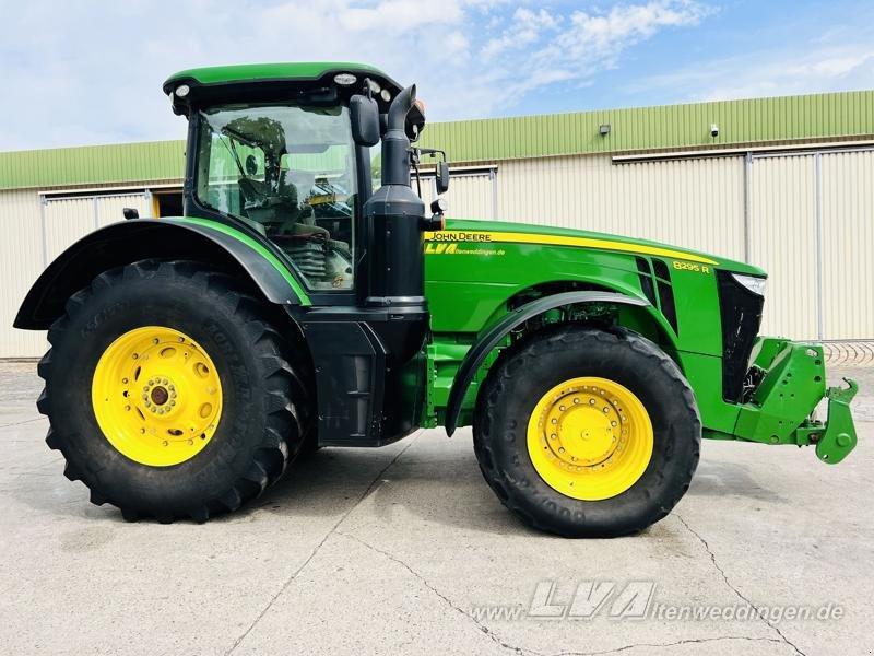 John Deere 8295R - Tractor: afbeelding 4 John Deere 8295R - Tractor: afbeelding 4
