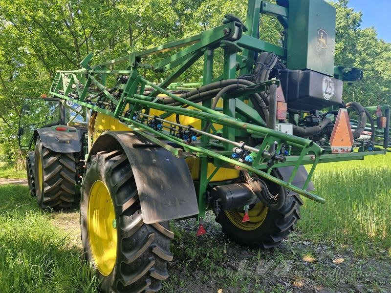 John Deere M740i - Getrokken veldspuit: afbeelding 4 John Deere M740i - Getrokken veldspuit: afbeelding 4