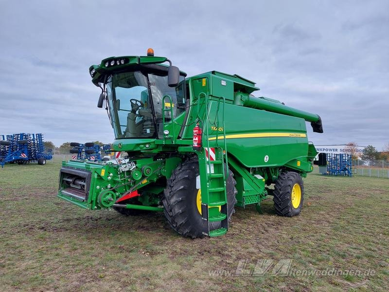 John Deere T660i - Maaidorser: afbeelding 1 John Deere T660i - Maaidorser: afbeelding 1