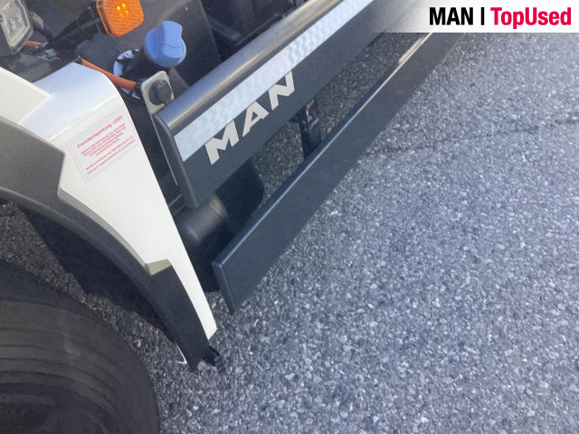 MAN TGS 26.430 6x2-4 BL CH Einsatzfahrzeug! Feuerwehr - Haakarmsysteem vrachtwagen: afbeelding 4 MAN TGS 26.430 6x2-4 BL CH Einsatzfahrzeug! Feuerwehr - Haakarmsysteem vrachtwagen: afbeelding 4