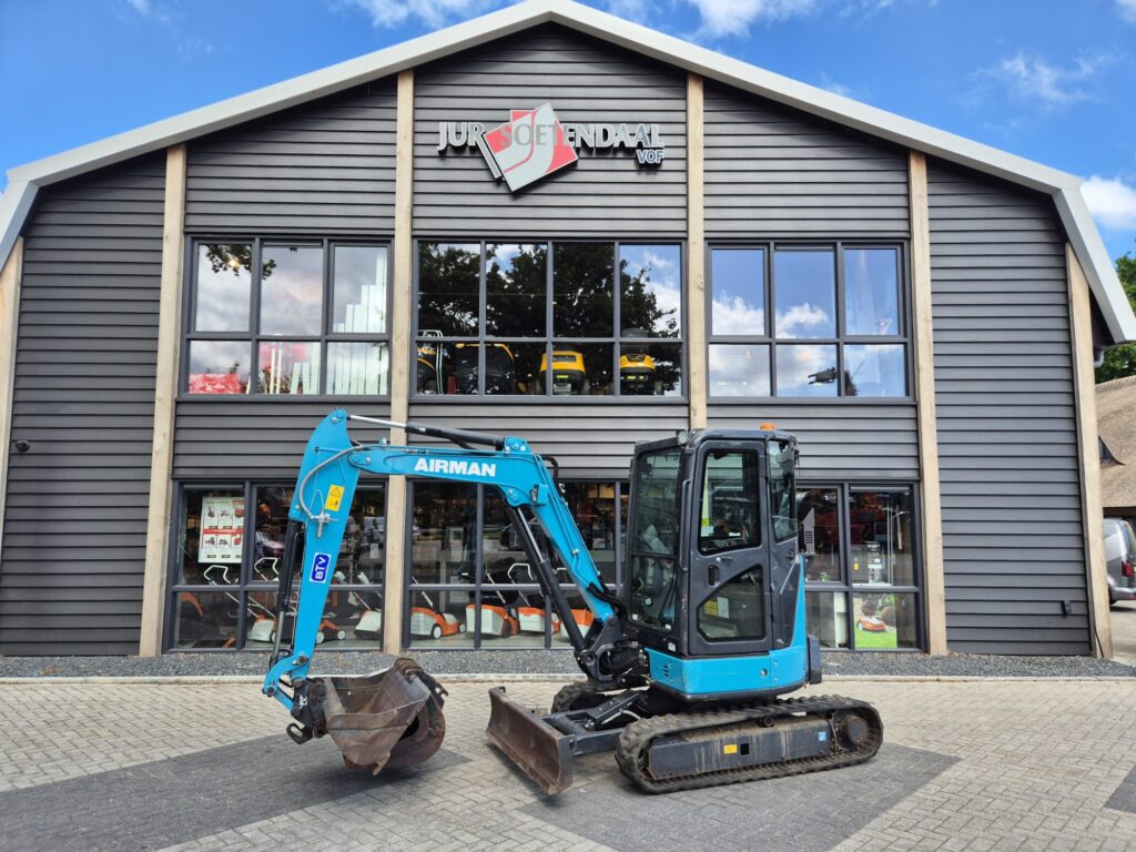AIRMANN AX33U mididigger - Minigraafmachine: afbeelding 1 AIRMANN AX33U mididigger - Minigraafmachine: afbeelding 1