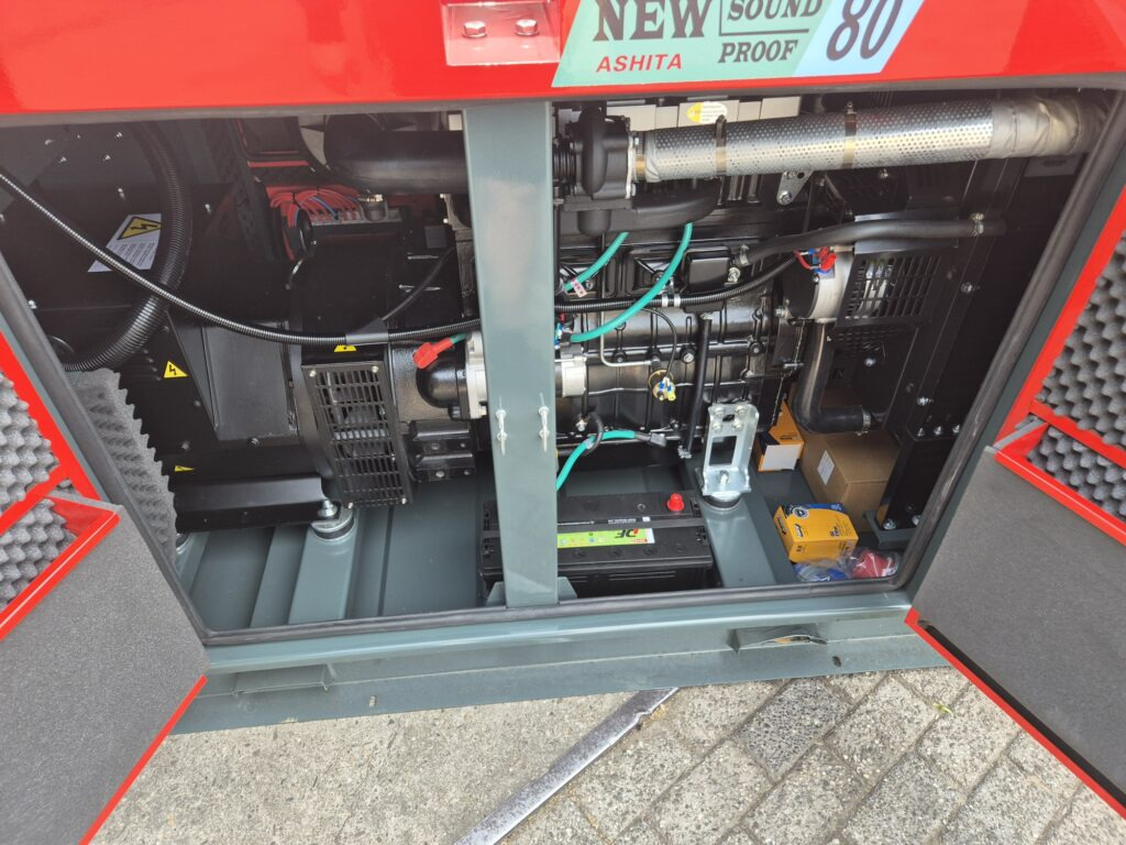 ASHITA AG3-80 diesel generator - Industrie generator: afbeelding 3 ASHITA AG3-80 diesel generator - Industrie generator: afbeelding 3
