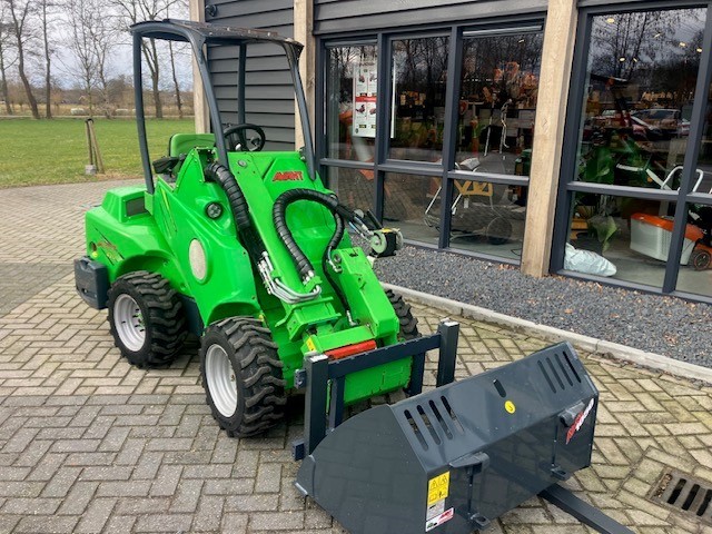 Kniklader AVANT 420 loader: afbeelding 11