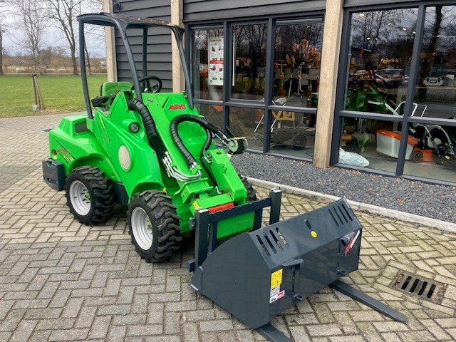 Kniklader AVANT 420 loader: afbeelding 6