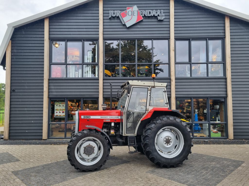 MASSEY FERGUSON 390 - Tractor: afbeelding 1 MASSEY FERGUSON 390 - Tractor: afbeelding 1