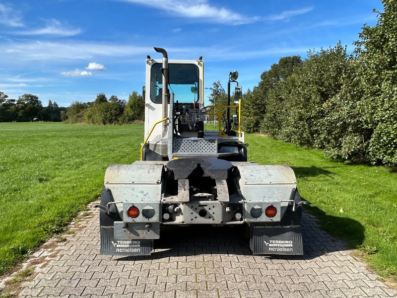 Leasing Terberg YT 223 | LOW HOURS | AIRCO | MEGA LOW LOADER | Terberg YT 223 | LOW HOURS | AIRCO | MEGA LOW LOADER |: afbeelding 8