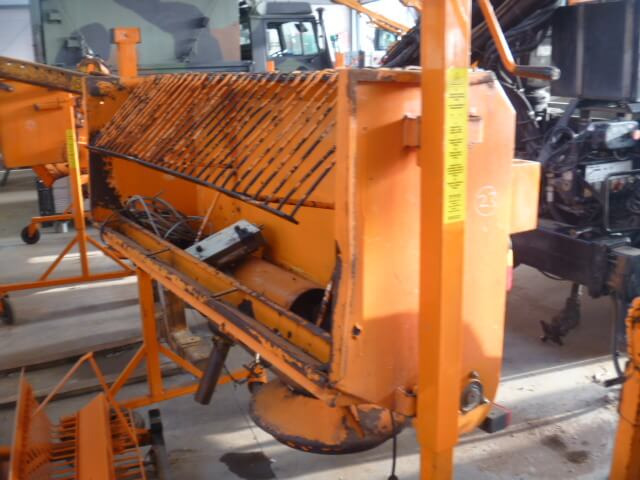 Unimog Salzstreuer Gmeiner 90WA - Zout/ Zandstrooier: afbeelding 3 Unimog Salzstreuer Gmeiner 90WA - Zout/ Zandstrooier: afbeelding 3