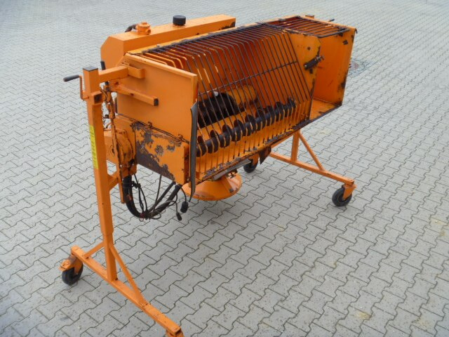 Unimog Salzstreuer Gmeiner DK WA 24V - Zout/ Zandstrooier: afbeelding 3 Unimog Salzstreuer Gmeiner DK WA 24V - Zout/ Zandstrooier: afbeelding 3
