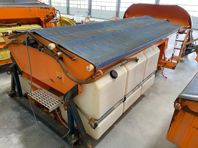 Unimog Salzstreuer Schmidt SAB40-36FR1750 - Zout/ Zandstrooier: afbeelding 3 Unimog Salzstreuer Schmidt SAB40-36FR1750 - Zout/ Zandstrooier: afbeelding 3